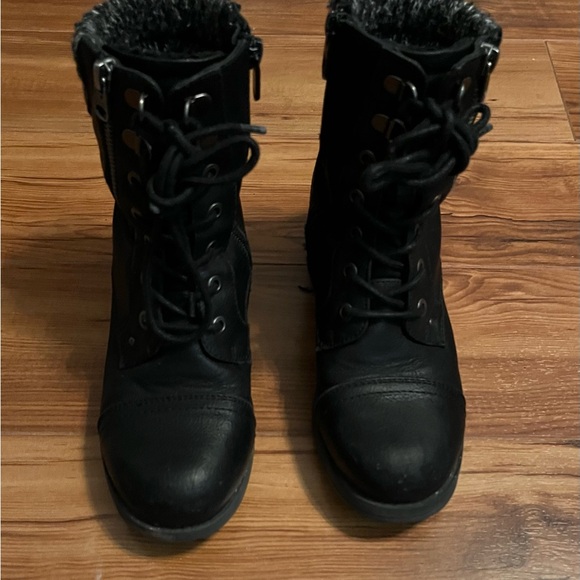 Kid Black Fur-Lined Boots - Picture 2 of 5
